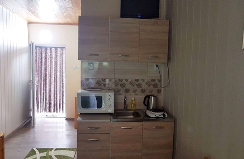 Balatonakali Apartment | Studio near the beach with modern furnishings