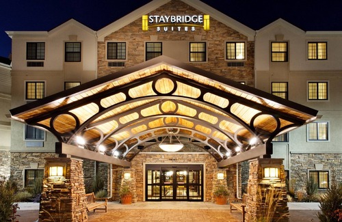 Lexington Apartment | Studio Near U of Kentucky. Free Breakfast. Pool. Gym.