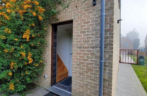 Braine-le-Comte Apartment | Studio neuf côté campagne agréable à vivre.