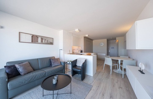 Middelkerke Apartment | Studio on 4th floor for family