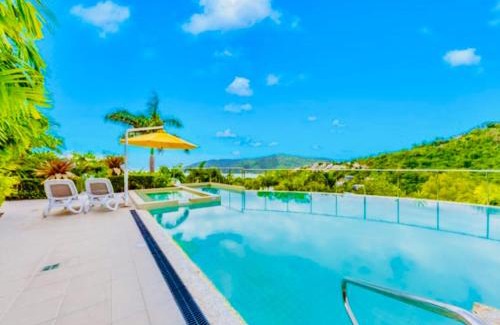 Airlie Beach Apartment | Studio on Seaview
