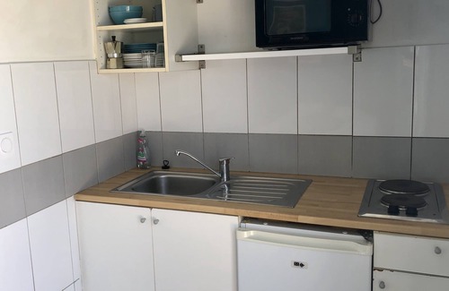 Giens Apartment | Studio on the beach with sea view