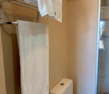 Macae Apartment | Studio pé na areia, vista, internet e ar