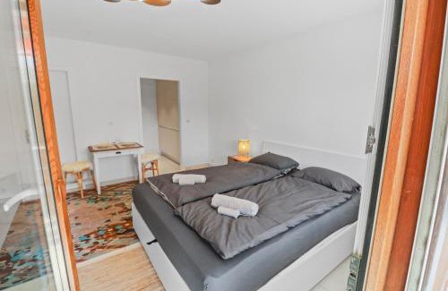 Lens Apartment | Studio paisible et chaleureux