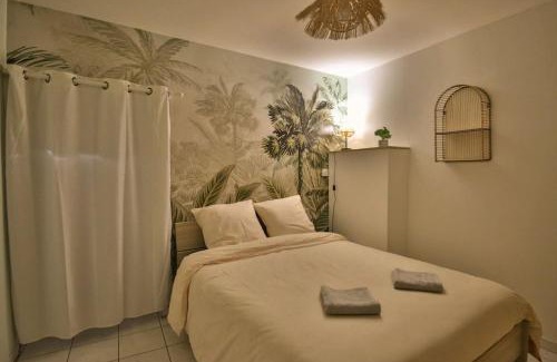 Auxerre Apartment | Studio paisible, parking gratuit, emplacement vélo - Village Vaux 3 minutes Auxerre