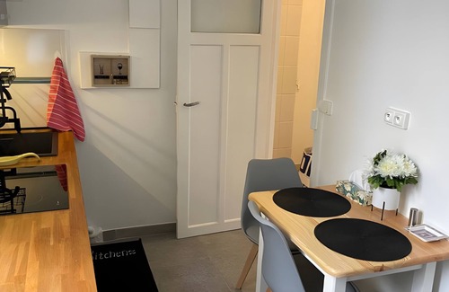 Vanves Apartment | Studio Paris Parc des Expositions