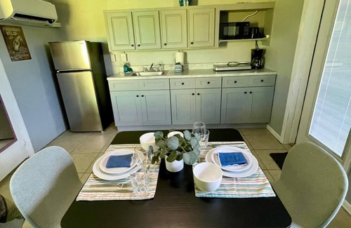 Matlacha Apartment | Studio Redfish Room in Matlacha/Fisherman's Paradise
