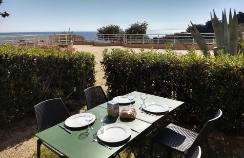 Le Trayas Apartment | STUDIO REZ DE JARDIN CAP NEREE