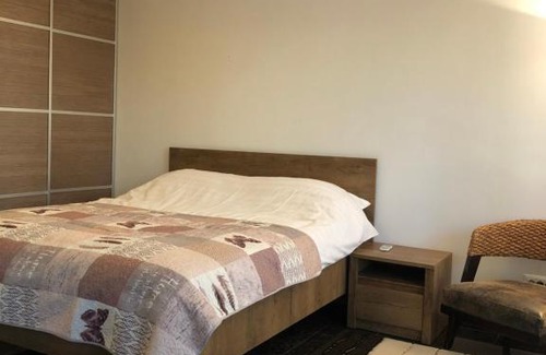Sector 1 Bed & Breakfast | Studio