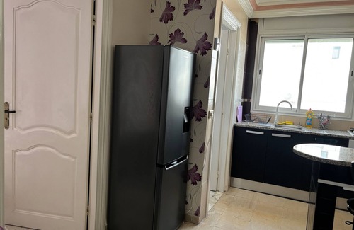 Eastern Khezama Apartment | Studio Sleeps 2 with Balcony & Free Parking