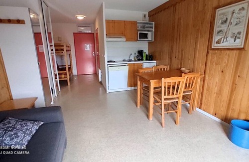 Montclar Apartment | STUDIO sleeps 4 SAINT JEAN MONTCLAR