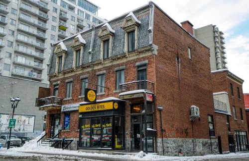 Quartier des Spectacles Apartment | Studio Stays Downtown Montreal