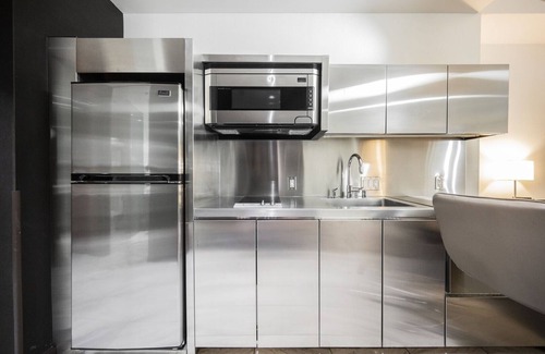 Las Vegas Apartment | Studio Strip View w/Open Balcony at Palms Place