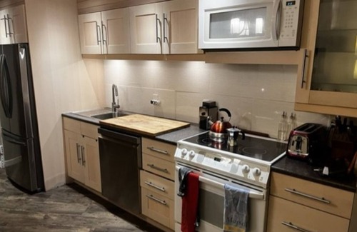 Whistler Creekside Condo | Studio Suite Ideally Located in Whistler Creekside 400 Yards to the Ski Lift