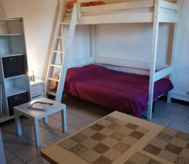 Aubenas Apartment | Studio tout équipé avec internet