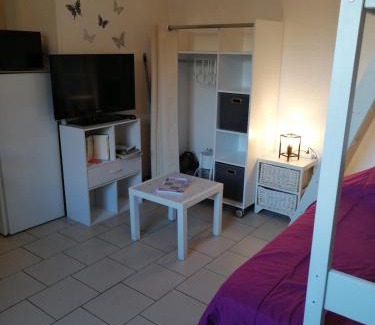Aubenas Apartment | Studio tout équipé avec internet