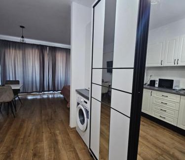 Saturn Apartment | Studio triplu Saturn nr 2