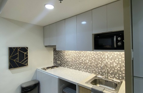 Tagaytay Condo | Studio unit - NA Suites at Pine Suites Tagaytay. Pet friendly!