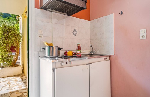 Vathy Apartment | Studio 'Veronis 3' with Sea View, Shared Pool & Wi-Fi