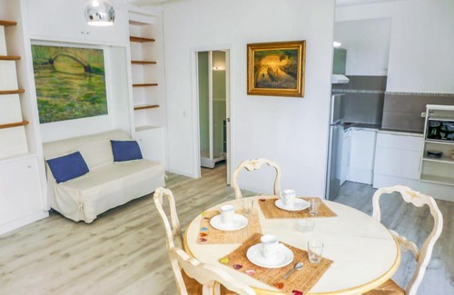 Bormes-Les-Mimosas Apartment | Studio Village de Bormes les Mimosas-1