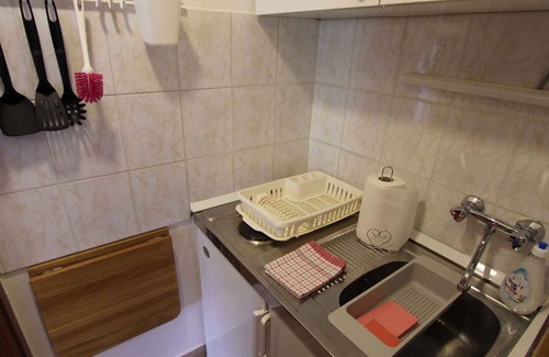 Vantacici Apartment | Studio with balcony and air conditioning