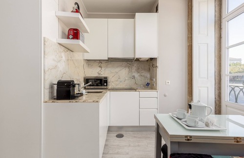 Centro / Baixa Apartment | Studio with balcony in Clérigos Tower