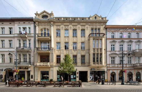Srodmiescie Apartment | Studio with balcony in the heart of Łódź - Apartment IV