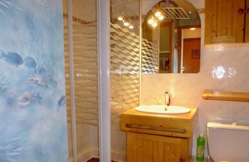 Bareges Apartment | Studio with balcony near the center of Barèges