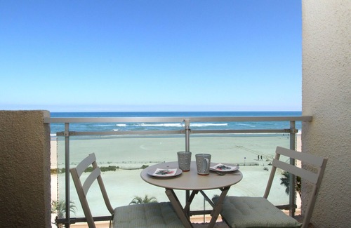 Le Grand Large Apartment | Studio with sea view