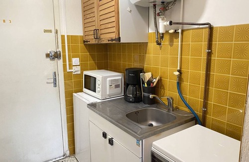 Le Port Apartment | Studio with Private Parking at Canet Port