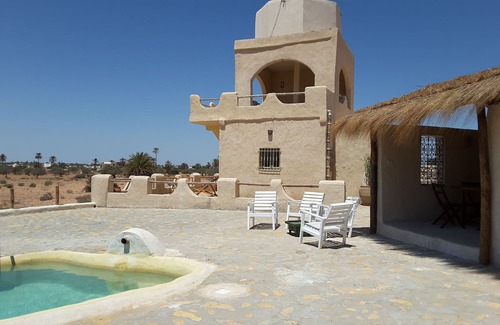 Beni Maaguel Cottage | Studio with palapa, pool and great view in great 5 hectares