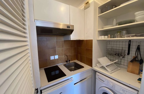 Sainte-Maxime Apartment | Studio with Pool, Parking and Terrace in Sainte-Maxime