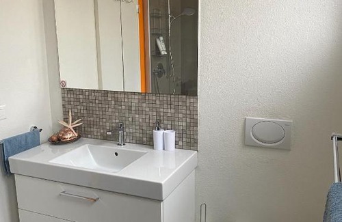 Zimmerwald Apartment | Studio with private garden & free parking