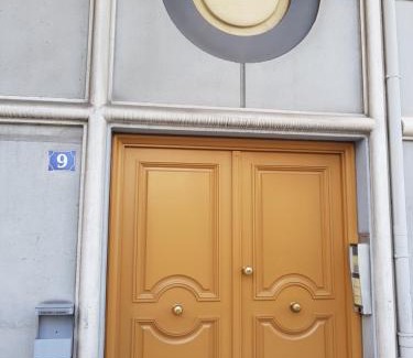 Les Baumettes Apartment | Studio With Swimming Pool 80 meters near the beach