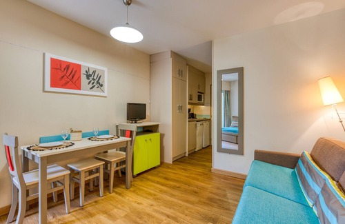 La Grande-Motte Apartment | Studio with Terrace Just Steps from the Beach at La Grande Motte