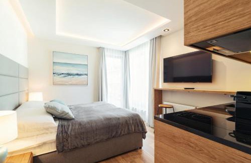Sopot Apartment | Studio with terrace in a luxury closed estate by Grand Apartments