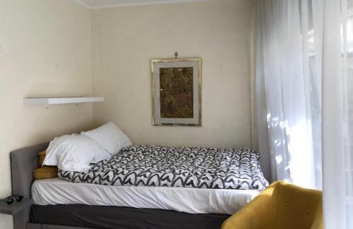 Carre d'Or House | Studio with Terrace & Rooftop Pool in Promenade des Anglais