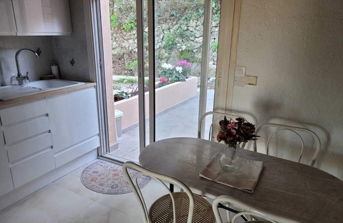 Nice Apartment | Studio within the villa with a fantastic view of the Alpes-Maritimes