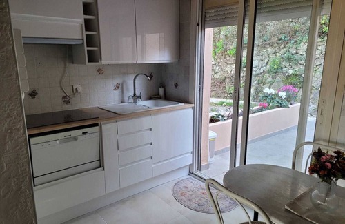 Nice Apartment | Studio within the villa with a fantastic view of the Alpes-Maritimes