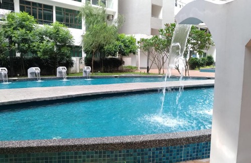 Taman Saujana Apartment | Studio Zen Suite For 2 or 3 Pax PARC Johor Bahru Johor Jaya Masai