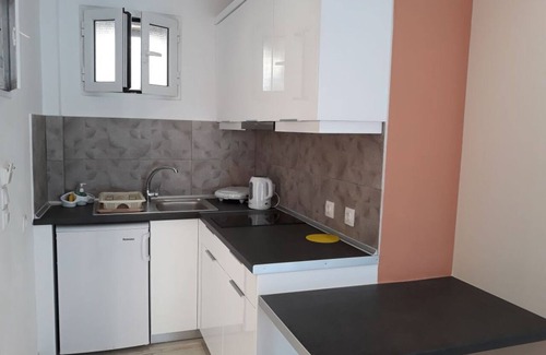 Lakones Apartment | Studios for 2/3 persons at 150 m from the beach