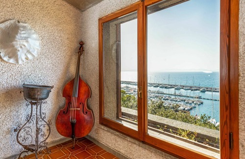 Punta Ala Villa | Stunning private villa for 12 guests with WIFI, A/C, TV, terrace and pets allowed