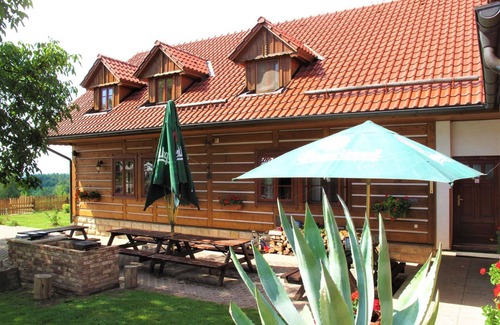 Uhlejov Villa | Stunning private villa for 24 guests with private pool, WIFI, TV, terrace and pets allowed