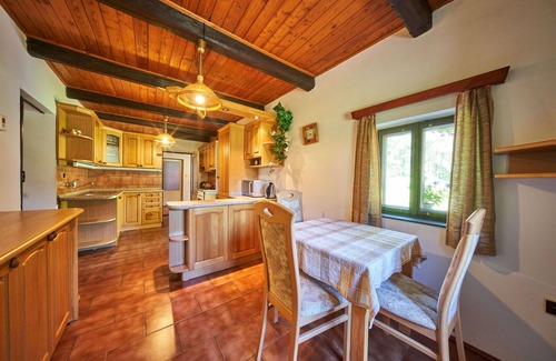 Jivka Villa | Stunning private villa for 21 guests with WIFI, TV and patio