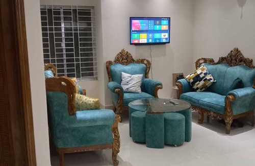 Dhaka Apartment | Stunning 1-Bed Apartment in Dhaka close to airport