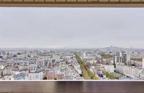 19th Arrondissement Apartment | Stunning 1 bedroom flat w/amazing view on Paris