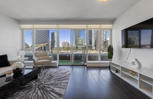 Downtown Vancouver Apartment | Stunning 1BD in Heart of Downtown