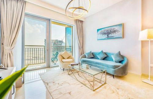 Dubai Apartment | Stunning 1BR Apartment at Harbour Views Dubai Creek