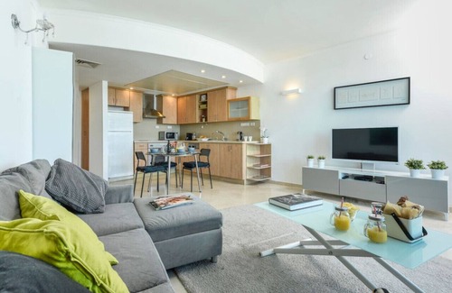Tel Aviv Promenade Apartment | Stunning 1BR Apt w Panoramic Sea Views Near Beach