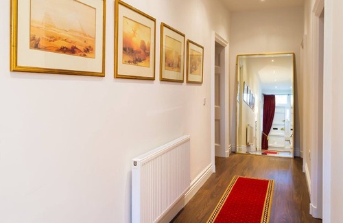 Kendal Apartment | Stunning 2 bedroom apartment set in large Victorian house